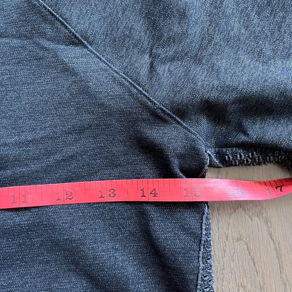 Athleta Caliber Long Sleeve Performance Top Black Gray Size S Activewear - Picture 5 of 6